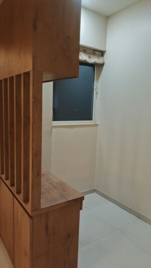 Furnished Amenities in 2.5 BHK Apartment at Vijay Orovia, Ghodbunder Road – for Rent