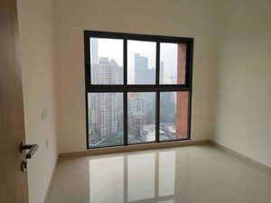 Room in 2 BHK Apartment at Lodha Vista, Lower Parel – for Rent
