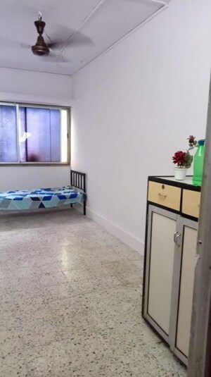 Room in 1 BHK Apartment at Dalkhaniya House, Santacruz East – for Rent