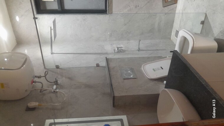 Bathroom, s-s-southend 4 Bedroom 2710 Sq.Ft. Builder Floor In Sector 49 Gurgaon 10488785