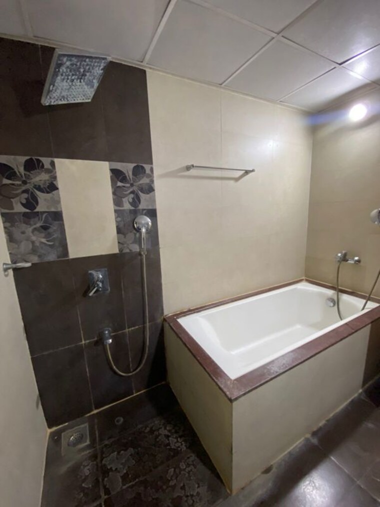 Bathroom, k-raheja-reserve 3.5 Bedroom 2100 Sq.Ft. Apartment In Mohammadwadi Pune 10488799