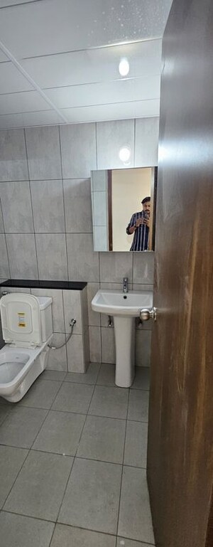 Bathroom in 3 BHK Apartment at Prestige Finsbury Park Regent, Bagaluru – for Rent