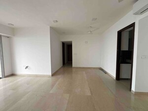 Room in 3 BHK Apartment at Lodha Venezia, Parel – for Rent