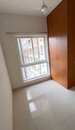 Room in 1.5 BHK Apartment at Brigade El Dorado, Bagaluru – for Rent