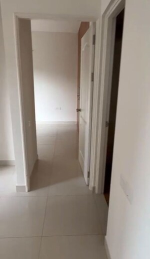 Room in 1.5 BHK Apartment at Brigade El Dorado, Bagaluru – for Rent