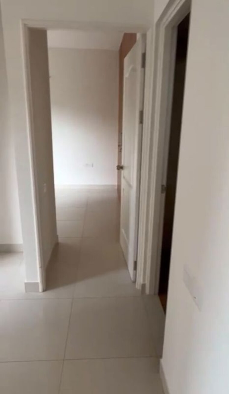 Room, brigade-el-dorado 1.5 Bedroom 650 Sq.Ft. Apartment In Bagaluru Bangalore 10488816