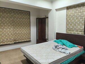 Bedroom in 2 BHK Apartment at Maya Mahal, Khar West – for Rent