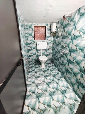 Bathroom in 1.5 BHK Apartment at City Square, Kopar Khairane – for Rent