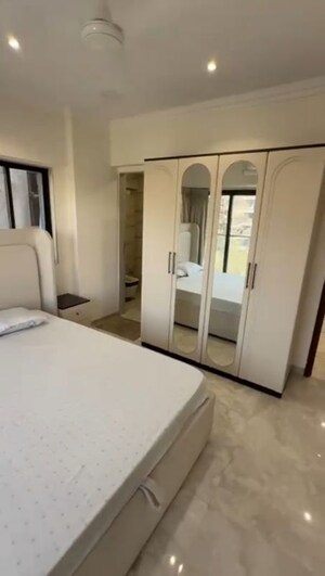 Room in 2 BHK Apartment at JP Unity Tower, Lower Parel – for Rent
