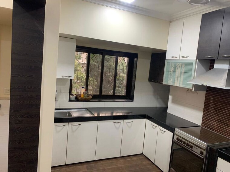 Kitchen, navin nagar 3 Bedroom 1600 Sq.Ft. Apartment In Navin Nagar Mumbai 10488944