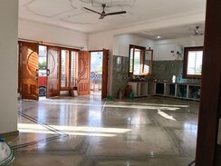 3 BHK Builder Floor For Rent in Aman Vihar