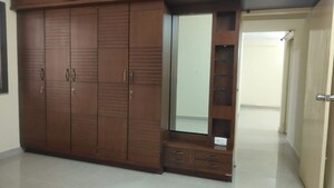 Room in 2 BHK Apartment at The Greens, Doddanekundi – for Rent