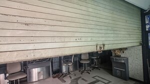   Shop at Laldarwaja – for Sale