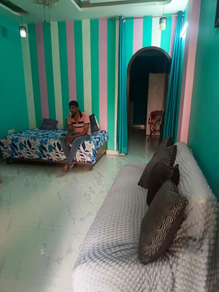 Bedroom, kirtiman-plaza 1 Bedroom 900 Sq.Ft. Independent House In Sector 30 Noida 10489125
