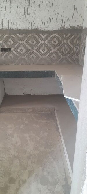 Furnished Amenities in 3.5 BHK Apartment at Jaypee Kensington Park Plot, Sector 133 – for Sale