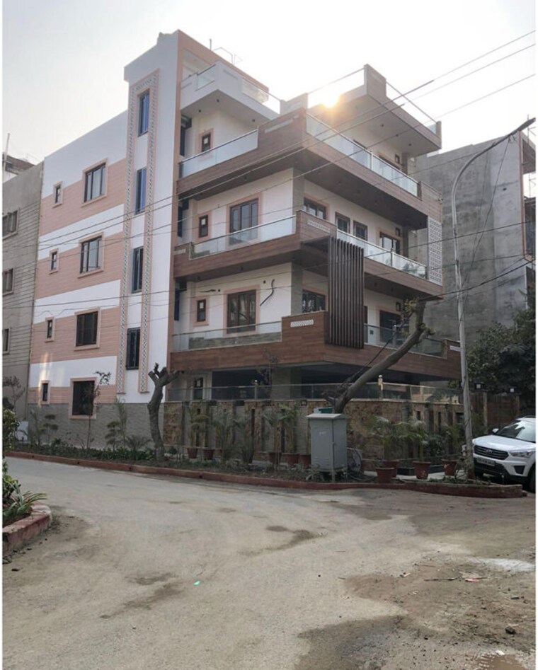 Exterior View, sector 122 6+ Bedroom 200 Sq.Mt. Independent House In Sector 122 Noida 10489176