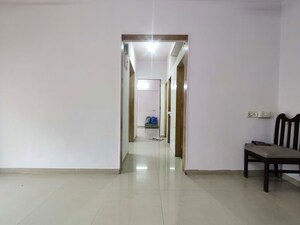 Room in 1 BHK Apartment at Sahakar Premier, Mira Road – for Sale