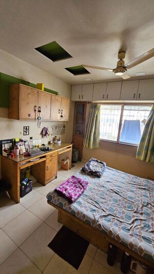 Bedroom in 2 BHK Apartment at Vishwanath Apartment, Vishrantwadi – for Rent