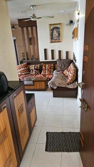 Bedroom in 2 BHK Apartment at Vishwanath Apartment, Vishrantwadi – for Rent