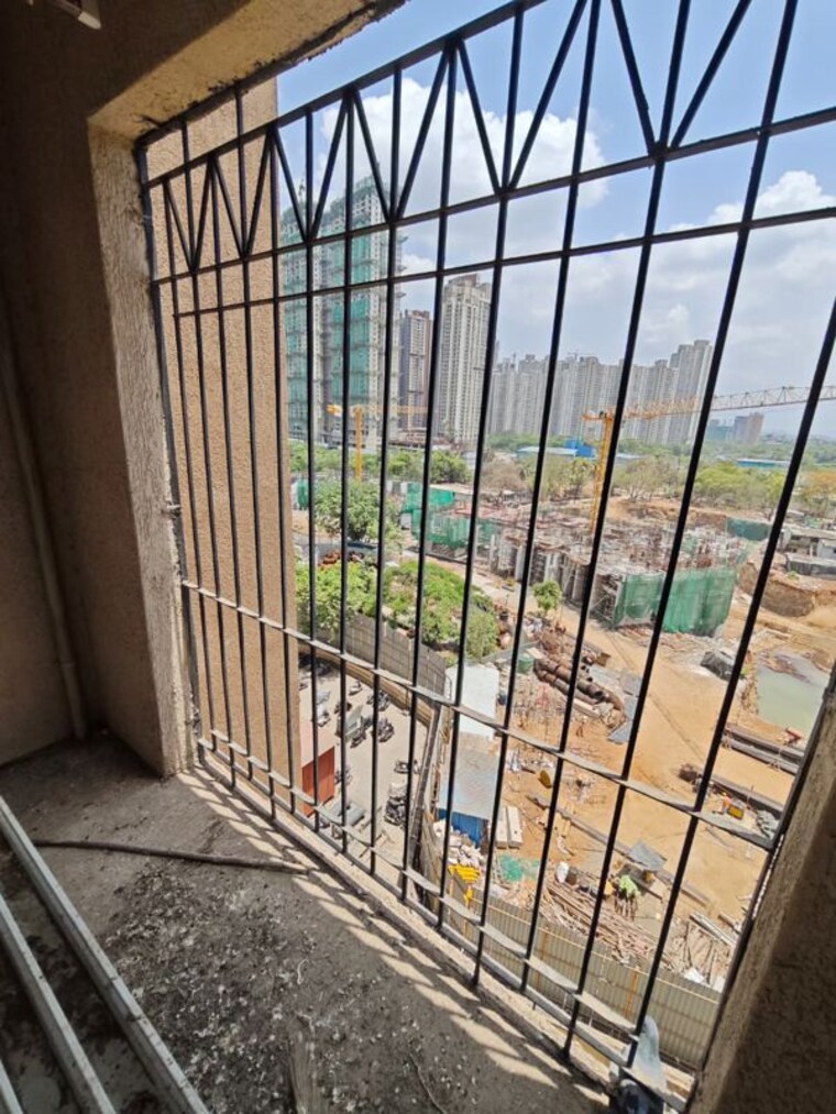 Balcony, dosti-west-county-phase-4-dosti-pine 2 Bedroom 680 Sq.Ft. Apartment In Balkum Pada Thane 10489197