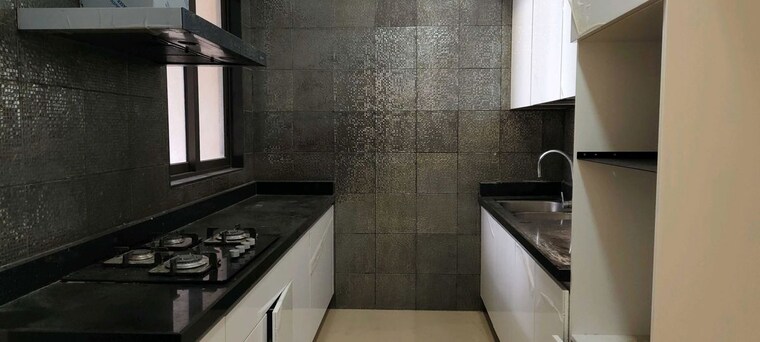 Kitchen, lodha-the-park-side 4 Bedroom 1525 Sq.Ft. Apartment In Worli Mumbai 10489200