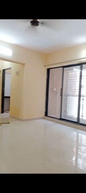 Room in 1 BHK Apartment at HDIL Premier Exotica, Kurla West – for Rent