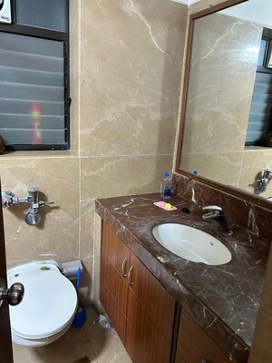 Team Area in 2.5 BHK Apartment at Kalpataru Estate Mumbai, Jogeshwari East – for Rent