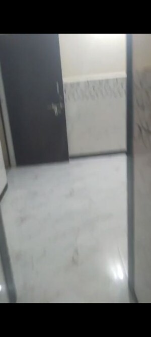 Room in 1 RK Apartment at Kurla West – for Rent