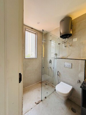 Bathroom in 1 BHK Builder Floor at Sector 53 – for Rent