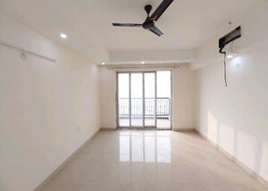 Room in 4 BHK Apartment at ATS Triumph, Sector 104 – for Rent