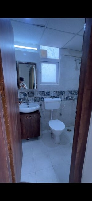 Bathroom in 2 BHK Apartment at Signature Global Andour Height, Sector 71 – for Rent