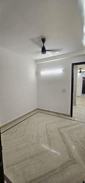 Room in 3 BHK Builder Floor at Malviya Nagar – for Sale