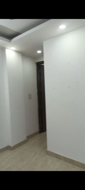 Furnished Amenities in 1 BHK Builder Floor at Chattarpur – for Rent
