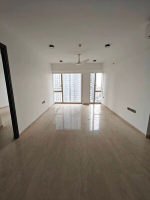 2 BHK Apartment For Rent in Lodha Allura, Worli