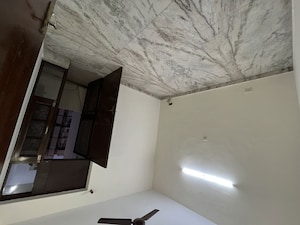 Team Area in 2.5 BHK Apartment at Bancourt Apartment, Sector 43 – for Rent