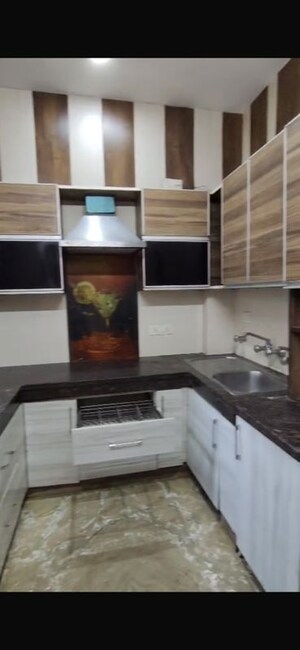Kitchen in 2 BHK Builder Floor at Sector 56 – for Rent