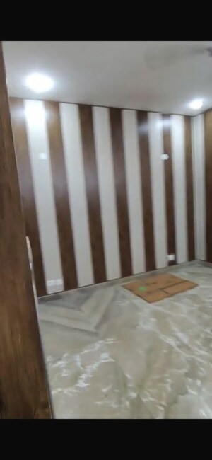 Bedroom in 2 BHK Builder Floor at Sector 56 – for Rent