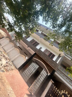 6+ BHK Independent House For Rent in Viraj Khand