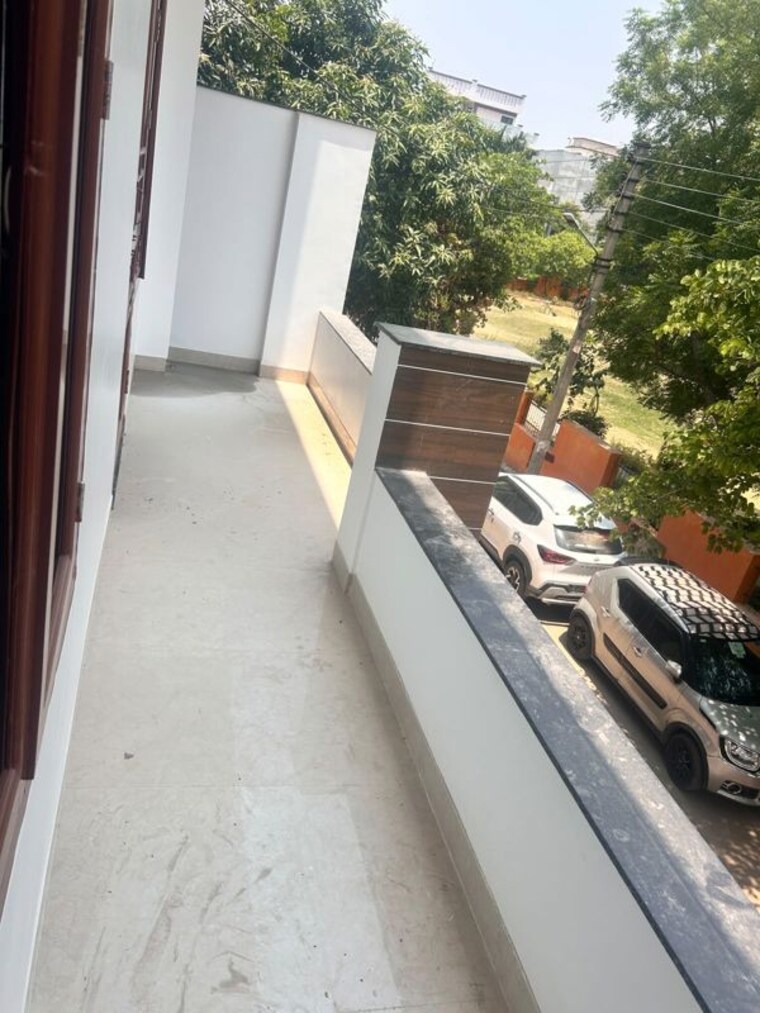 Balcony, viraj khand 6+ Bedroom 3200 Sq.Ft. Independent House In Viraj Khand Lucknow 10489356
