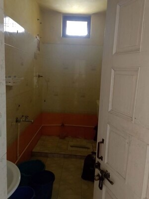 Bathroom in 2 BHK Builder Floor at Vrindavan Yojna – for Rent