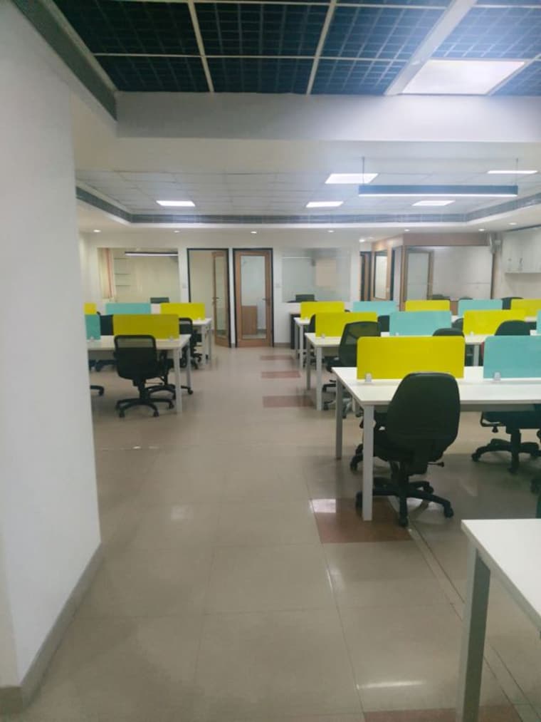 Team Area, sector 2 Commercial Office Space 2000 Sq.Ft. In Sector 2 Noida 10489392