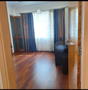 Room in 3.5 BHK Apartment at Hiranandani Glen Dale, Powai – for Rent