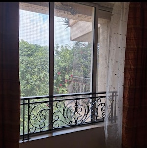 Balcony in 3.5 BHK Apartment at Hiranandani Glen Dale, Powai – for Rent