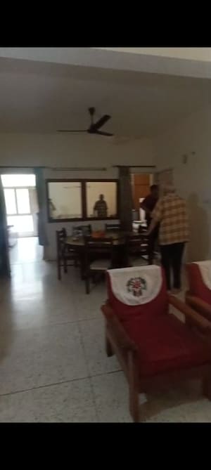 Parking in 2 BHK Apartment at Sector 13 Dwarka – for Rent