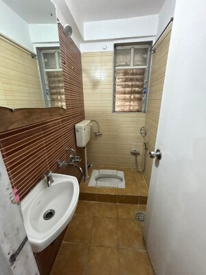Bathroom in 1.5 BHK Apartment at R Euphoria Apartments, Kondhwa – for Rent