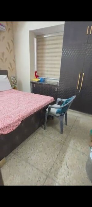 Bathroom in 3 BHK Apartment at Sector 10 Dwarka – for Rent