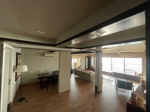 2 BHK Apartment For Rent in Akshay Apartment Bandra West, Bandra West