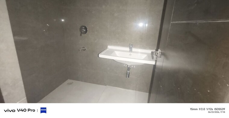 Bathroom, rajapushpa-provincia 3 Bedroom 1715 Sq.Ft. Apartment In Narsingi Hyderabad 10489550