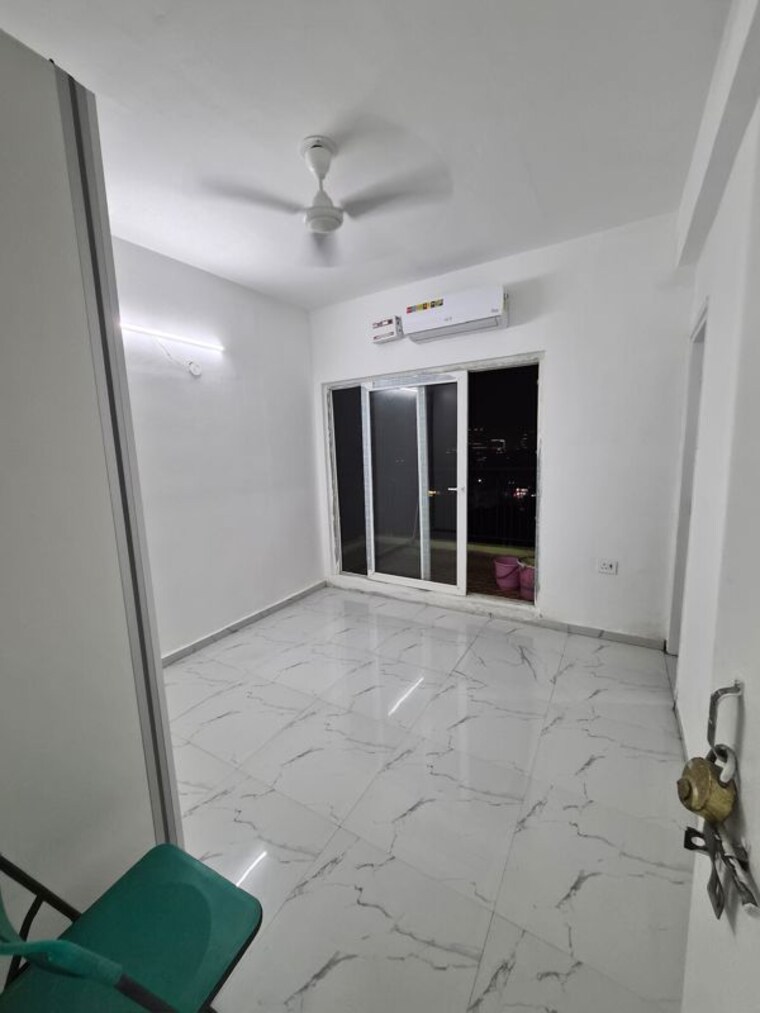 Master Bedroom, pivotal-paradise 3 Bedroom 713 Sq.Ft. Apartment In Sector 62 Gurgaon 10489551