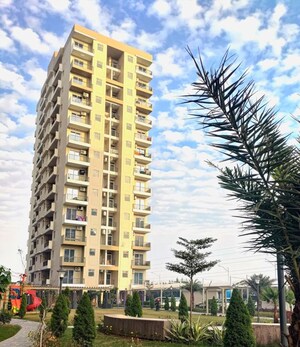 2 BHK Apartment For Sale in Artique Uptown Skylla, International Airport Road